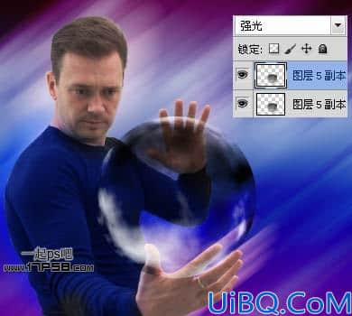 Photoshop给帅哥加上超炫的魔法能量球