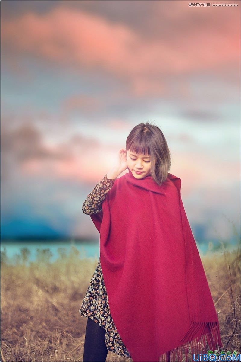 Photoshop给秋季湖边拍摄的可爱美女人像照片调出意境的暖色效果