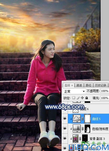 Photoshop给古建筑边自拍的红色运动装青春少女写真图片调出霞光