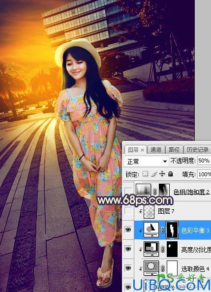 Photoshop给街景广场中的美腿女生照片调出暖色调黄昏日光效果