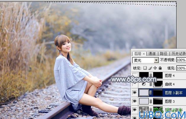 Photoshop调色教程：学习给外景铁路上自拍的美女艺术照调出秋季淡冷色