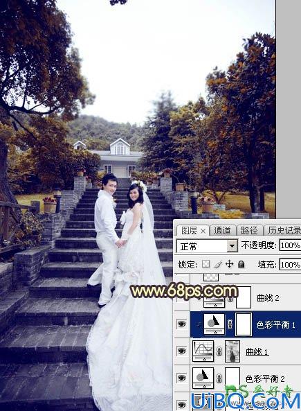 Photoshop调色教程:给古建筑风景图片中拍摄的情侣婚纱照调出唯美的黄色