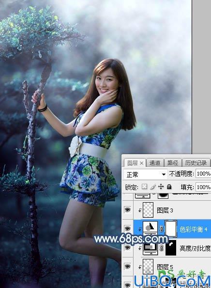 Photoshop调色教程：给树林中的性感美女老师写真照调出唯美的夏季青蓝色