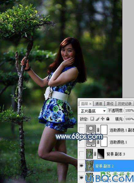 Photoshop调色教程：给树林中的性感美女老师写真照调出唯美的夏季青蓝色