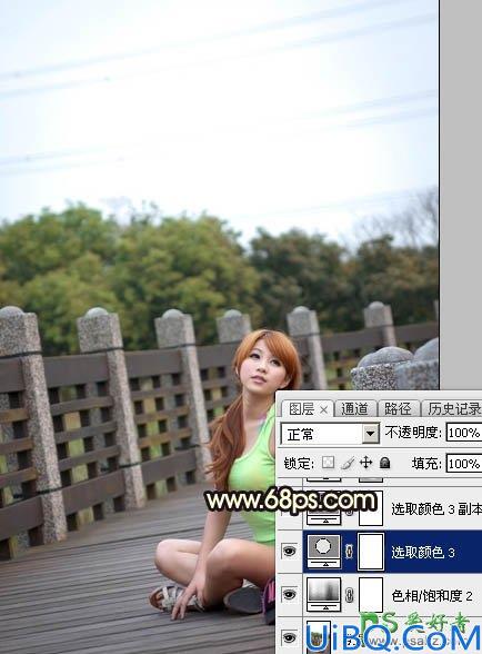 Photoshop美女照片调色：给公园木桥上自拍的可爱女生照片调出唯美橙色