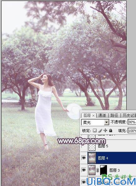 Photoshop美女图片调色教程：给树林中自拍的唯美女生照片调出淡调紫红色