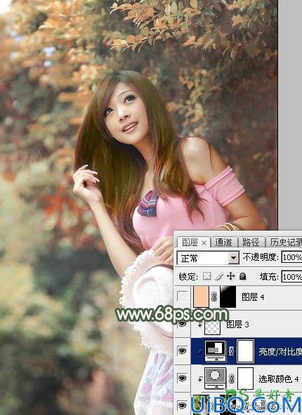 PhotoShop给绿色树林中自拍的女生照片调出唯美的秋季红褐色