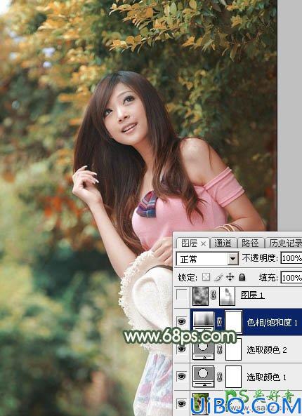 PhotoShop给绿色树林中自拍的女生照片调出唯美的秋季红褐色