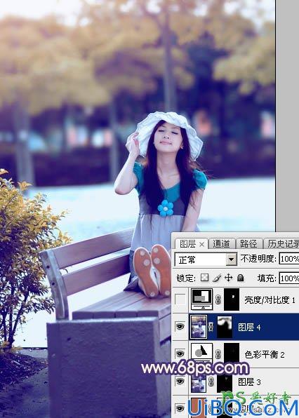 Photoshop美女图片调色实例：给夏日清新少女写真照调出时尚冷色效果