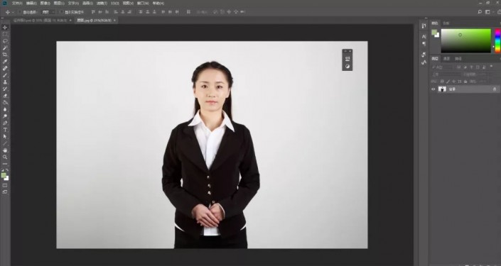 Photoshop证件照抠图教程：学习给一张商务型女士证件照抠图换背景颜色。