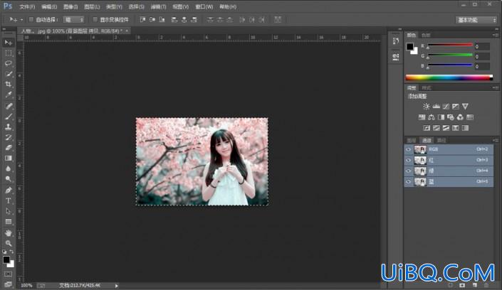 Photoshop调色教程：利用通道运用给可爱女生照片调出清新粉红色调。